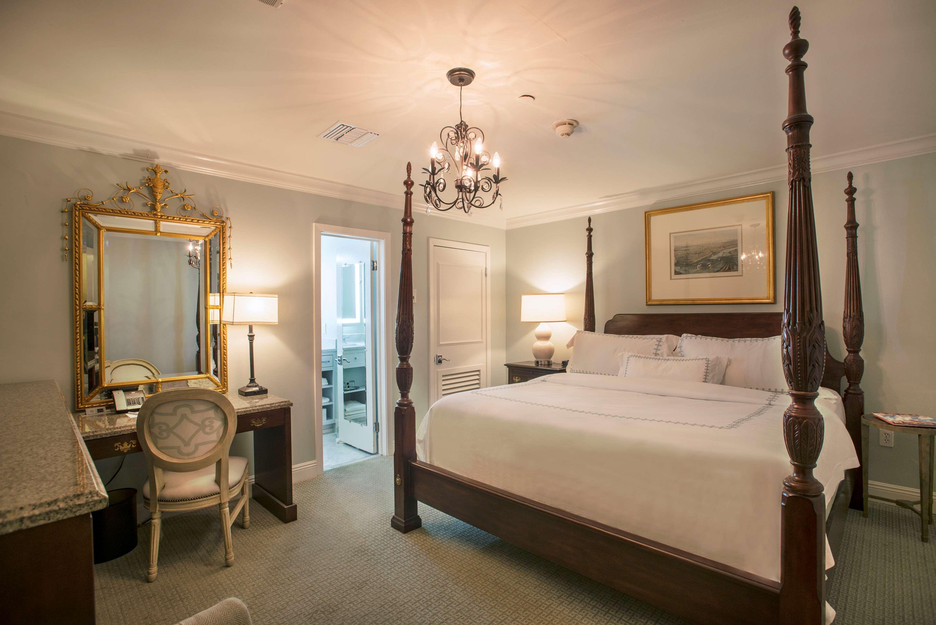 Bienville House Hotel Новий Орлеан Екстер'єр фото