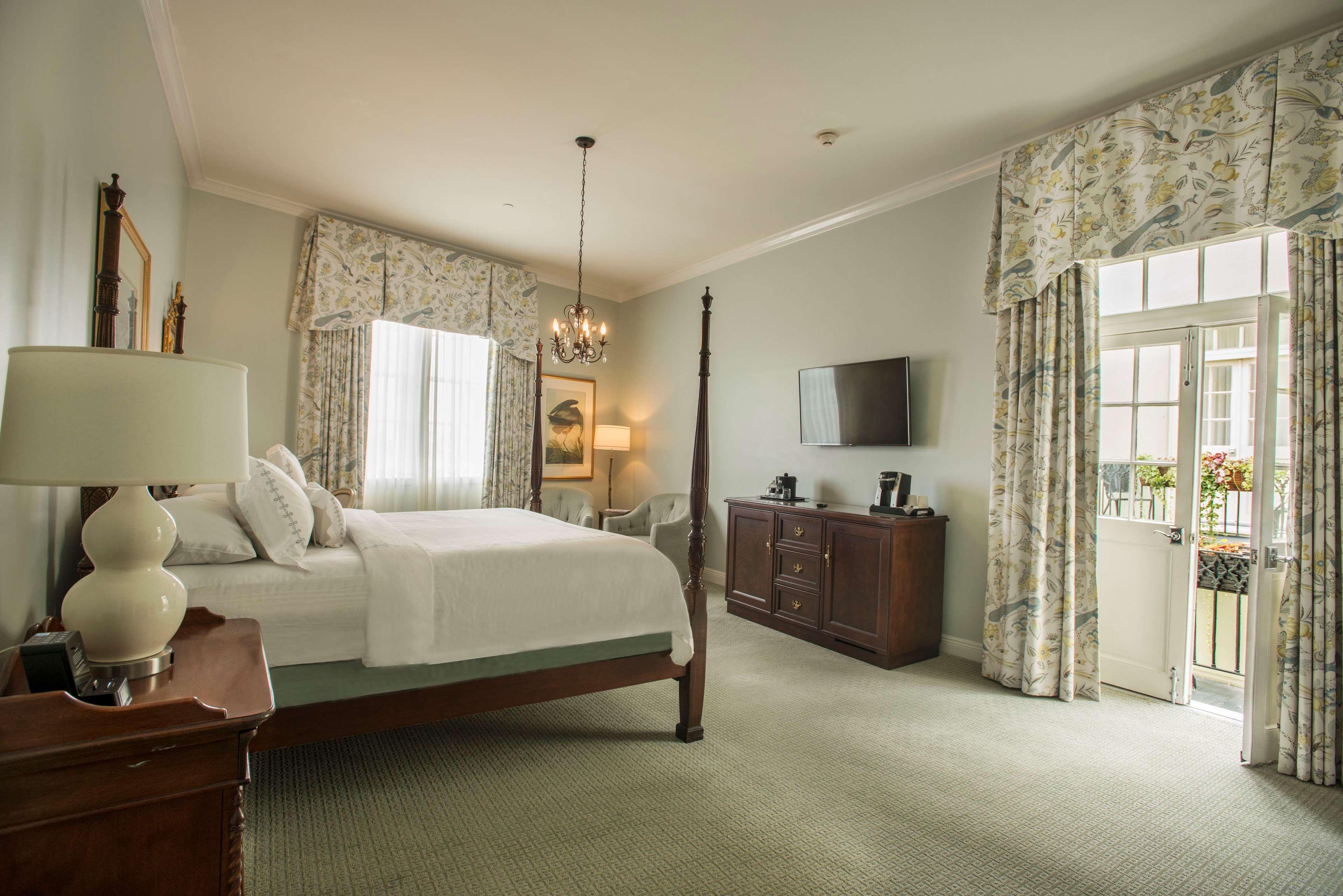 Bienville House Hotel Новий Орлеан Екстер'єр фото