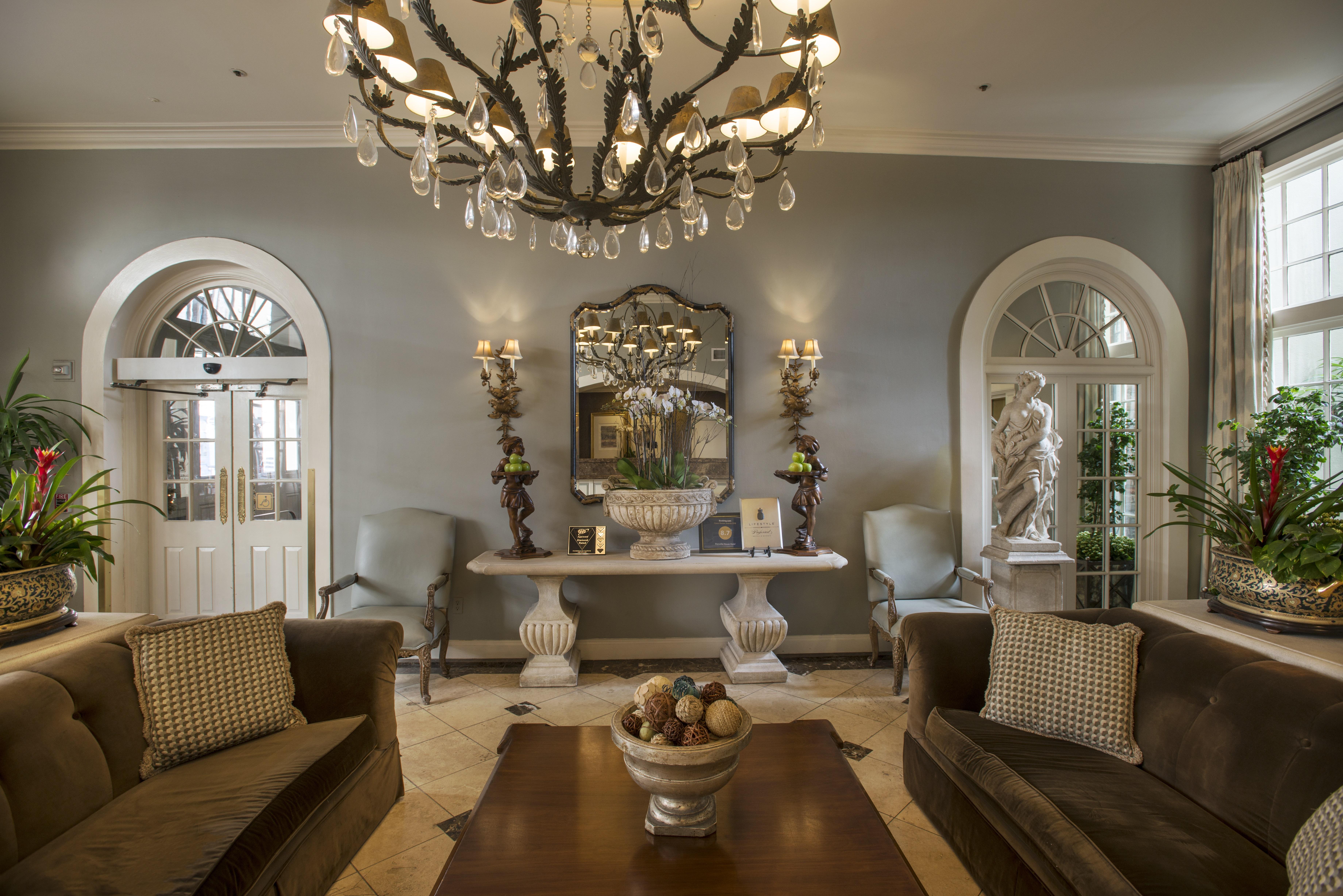 Bienville House Hotel Новий Орлеан Екстер'єр фото